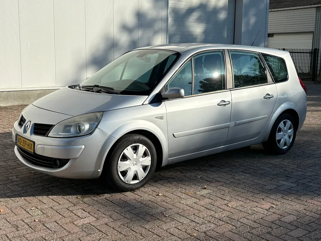 Renault Grand Scénic (2008) — foto 1