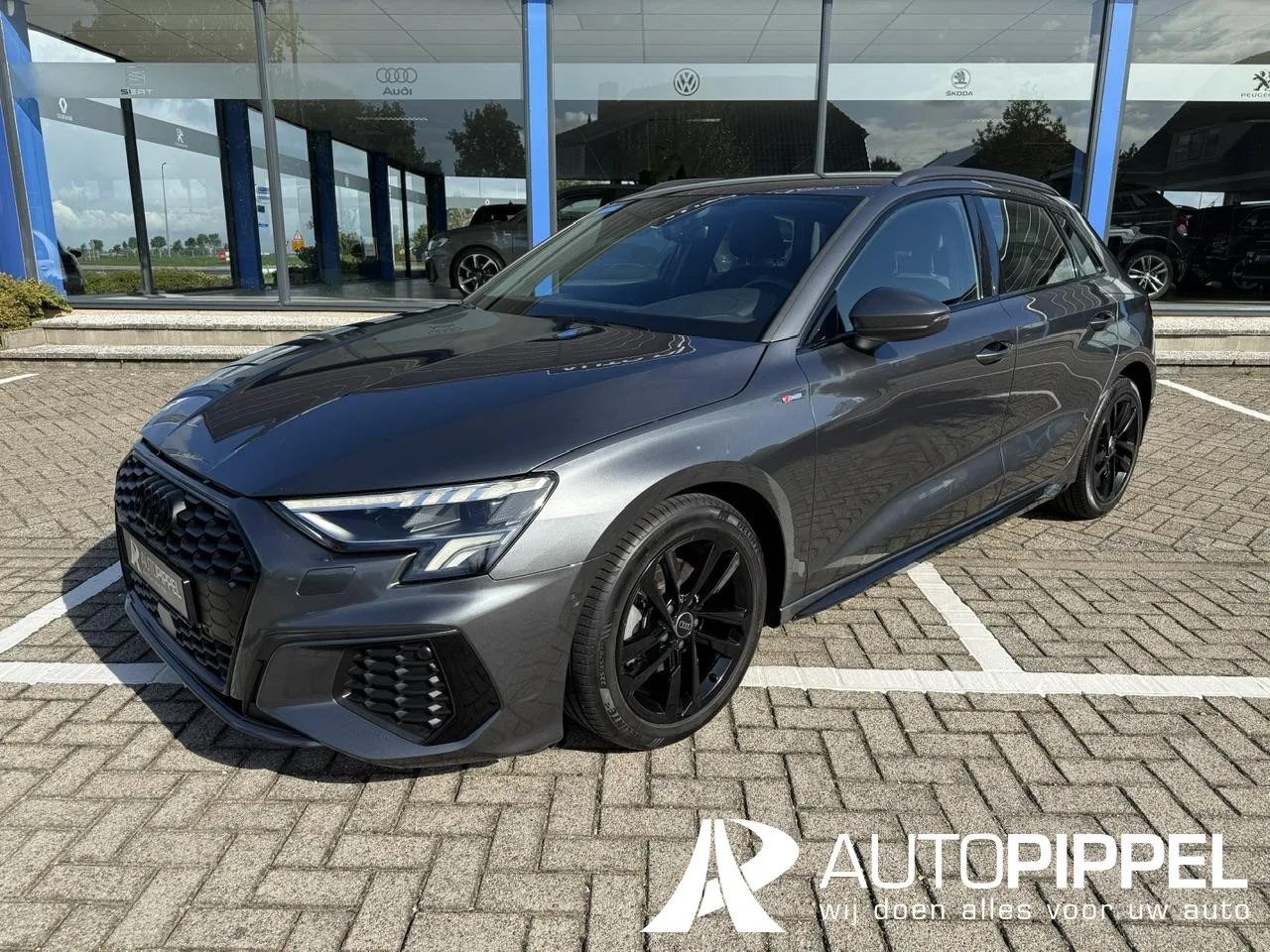 Audi A3 (2023) — foto 1