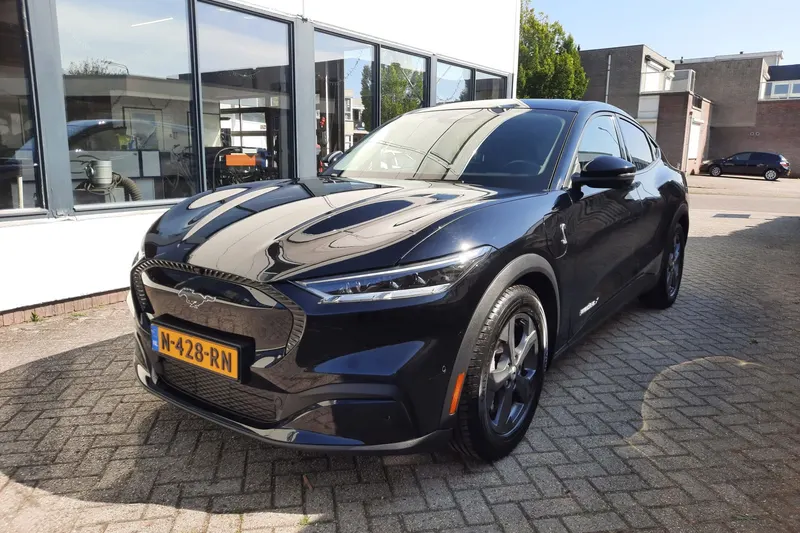 Ford Mustang Mach-E (2021)