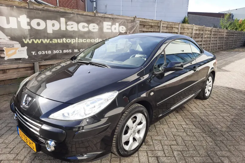 Peugeot 307 CC (2006)