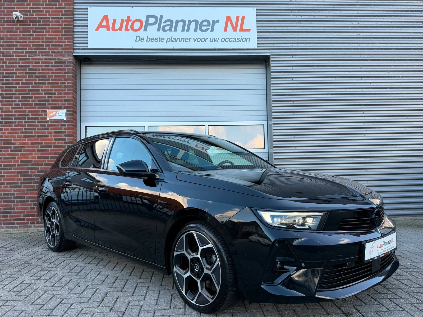 Opel Astra (2024) — foto 1