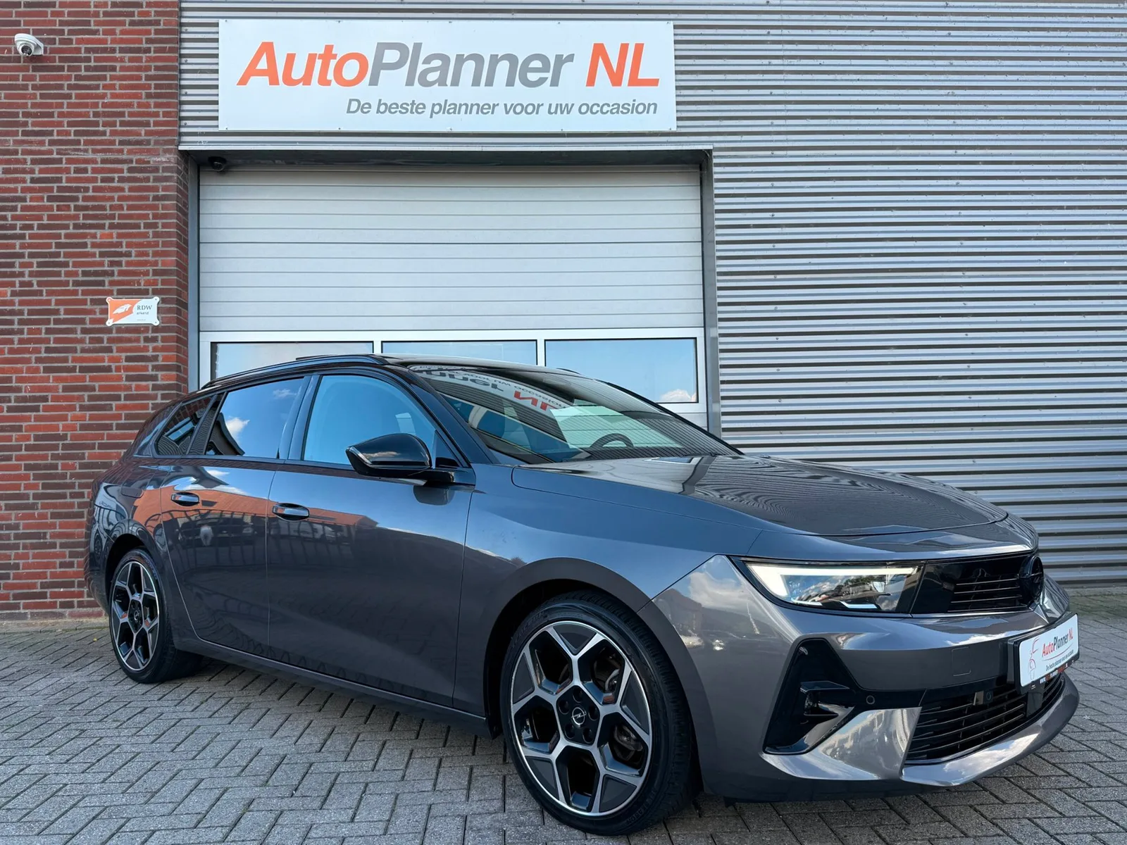 Opel Astra (2024) — foto 1