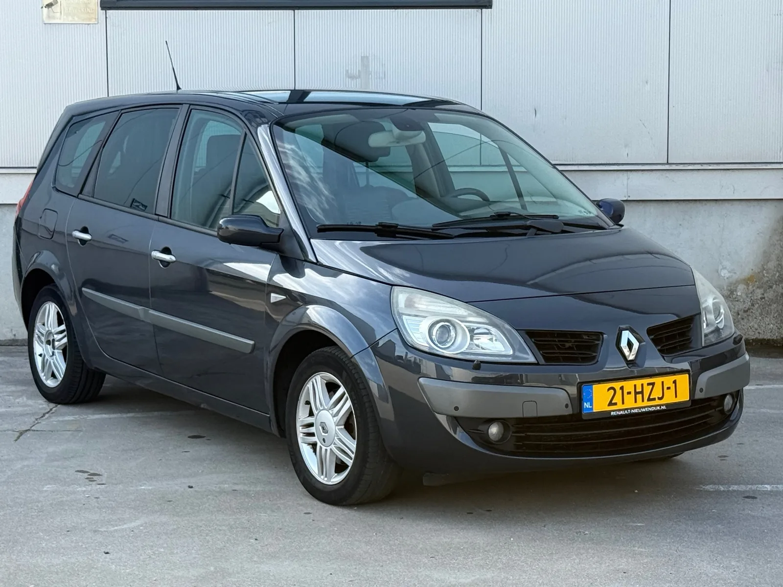 Renault Grand Scénic (2009) — foto 1