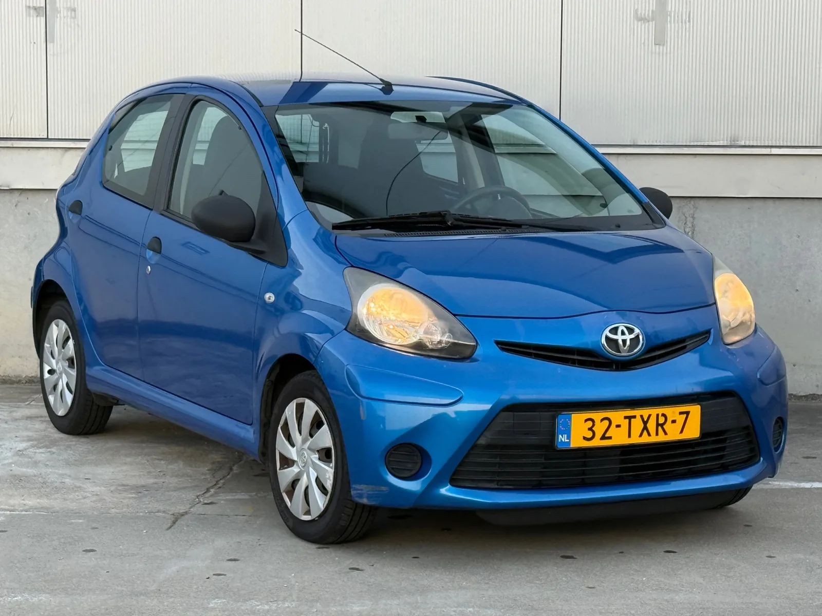 Toyota Aygo (2012) — foto 1