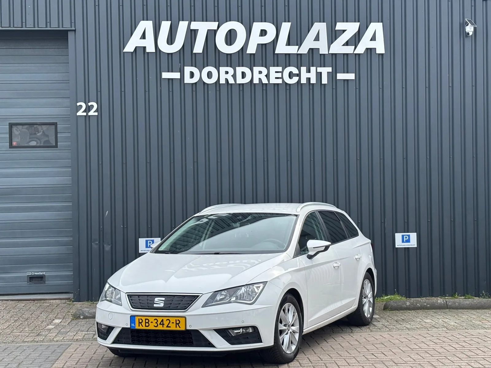 SEAT Leon (2017) — foto 1