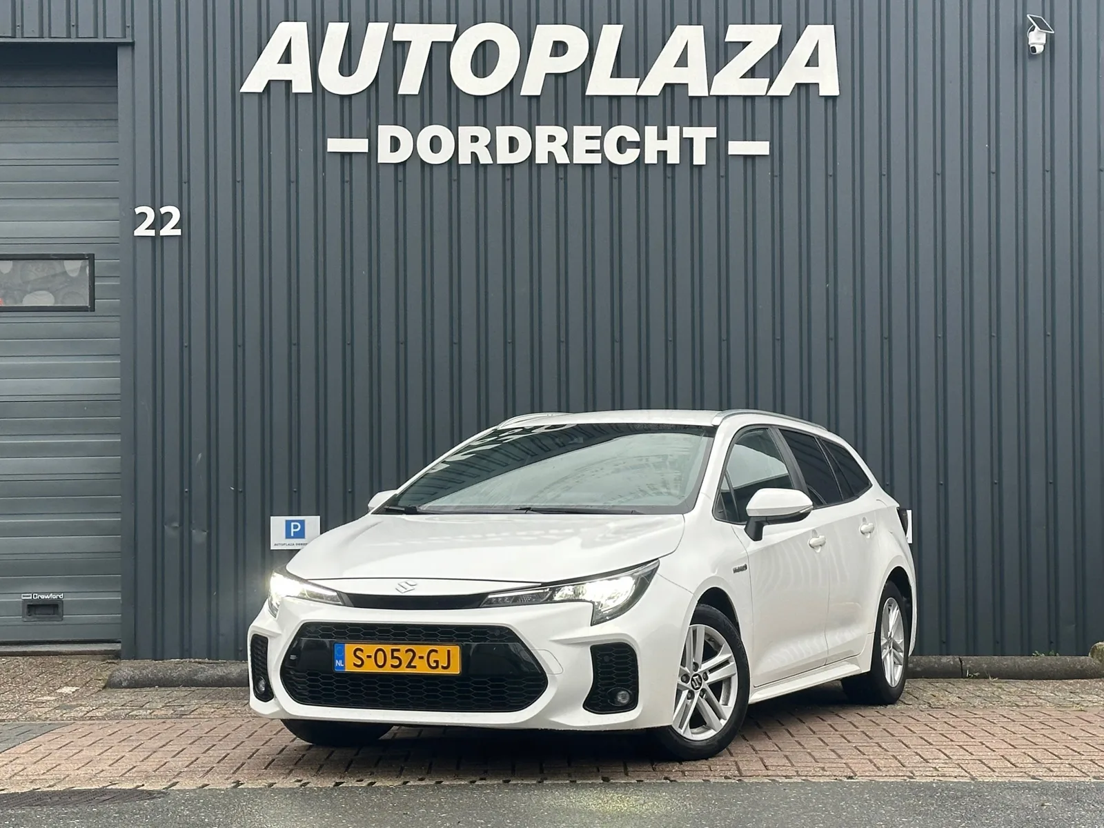 Suzuki Swace (2022) — foto 1