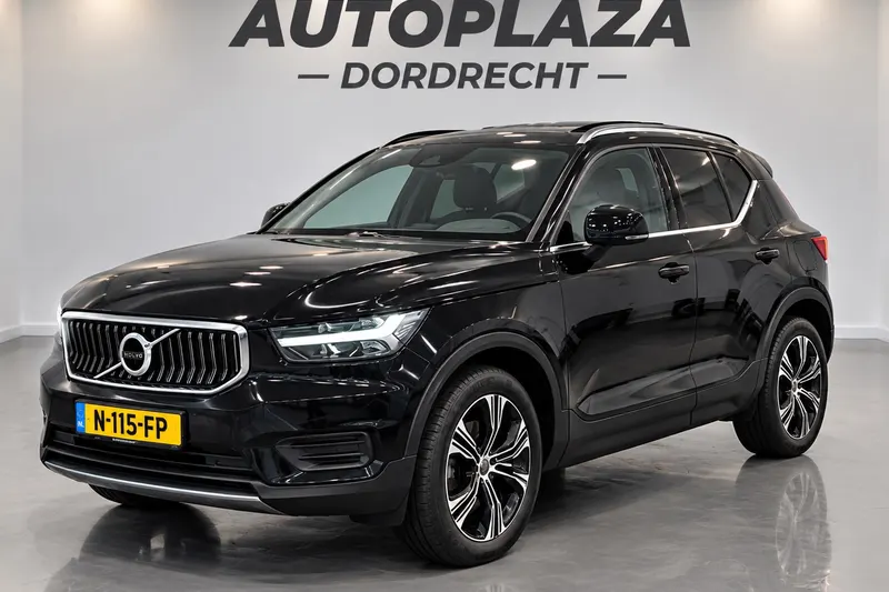 Volvo XC40 (2021)
