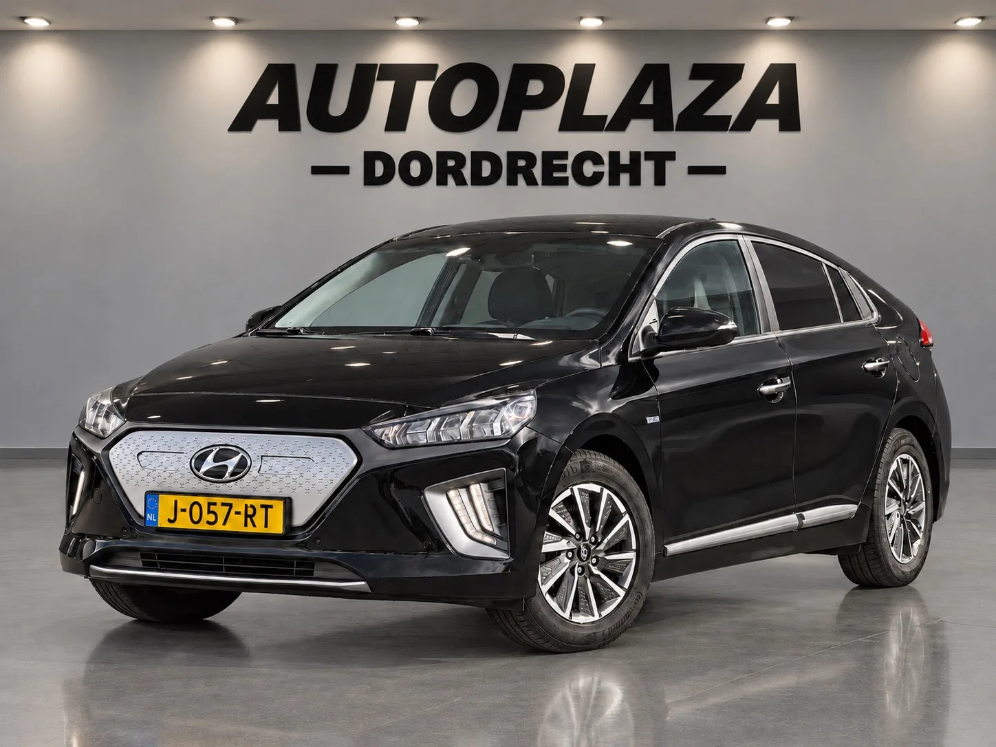 Hyundai Ioniq (2020) — foto 1