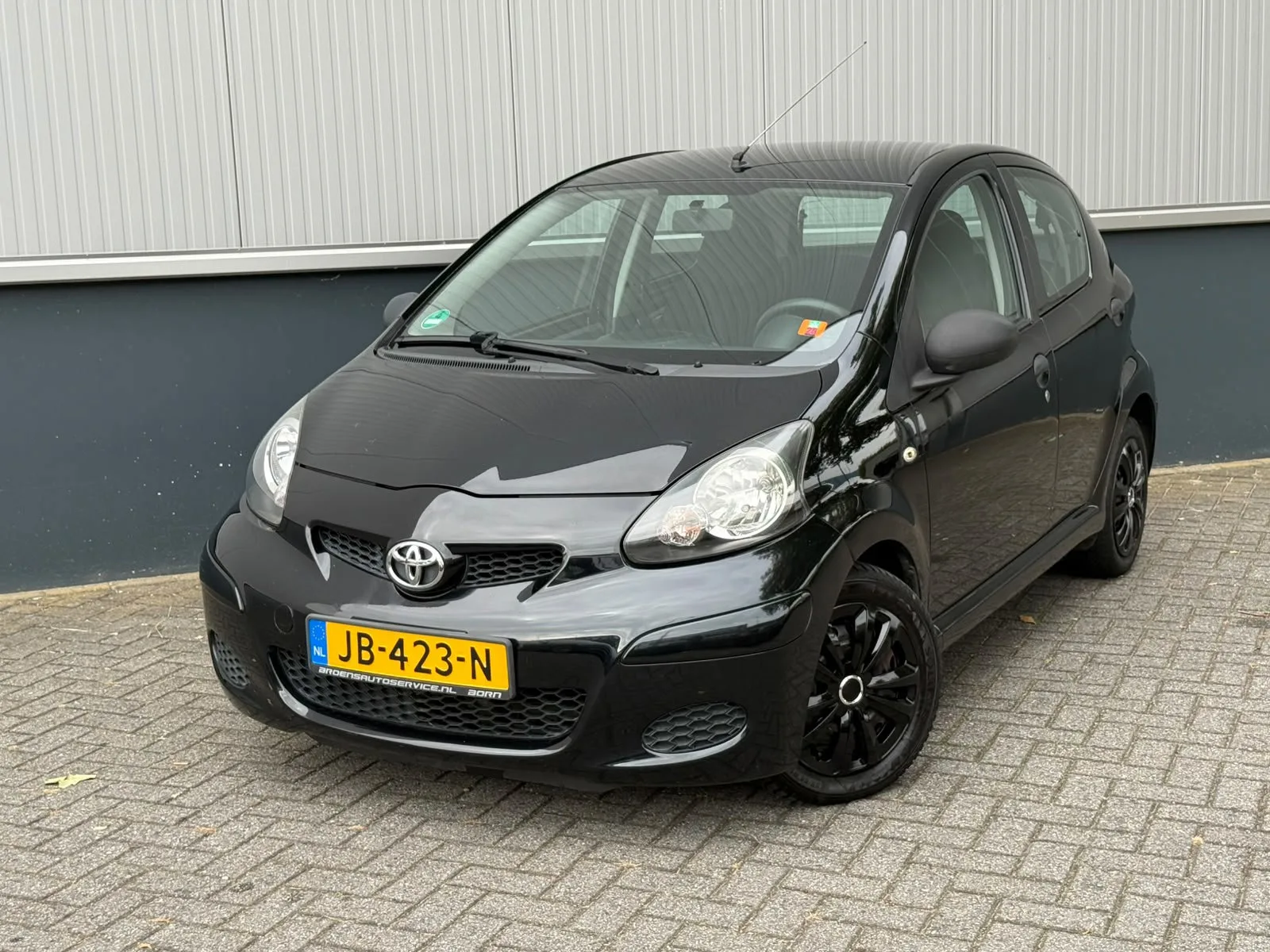 Toyota Aygo (2010) — foto 1