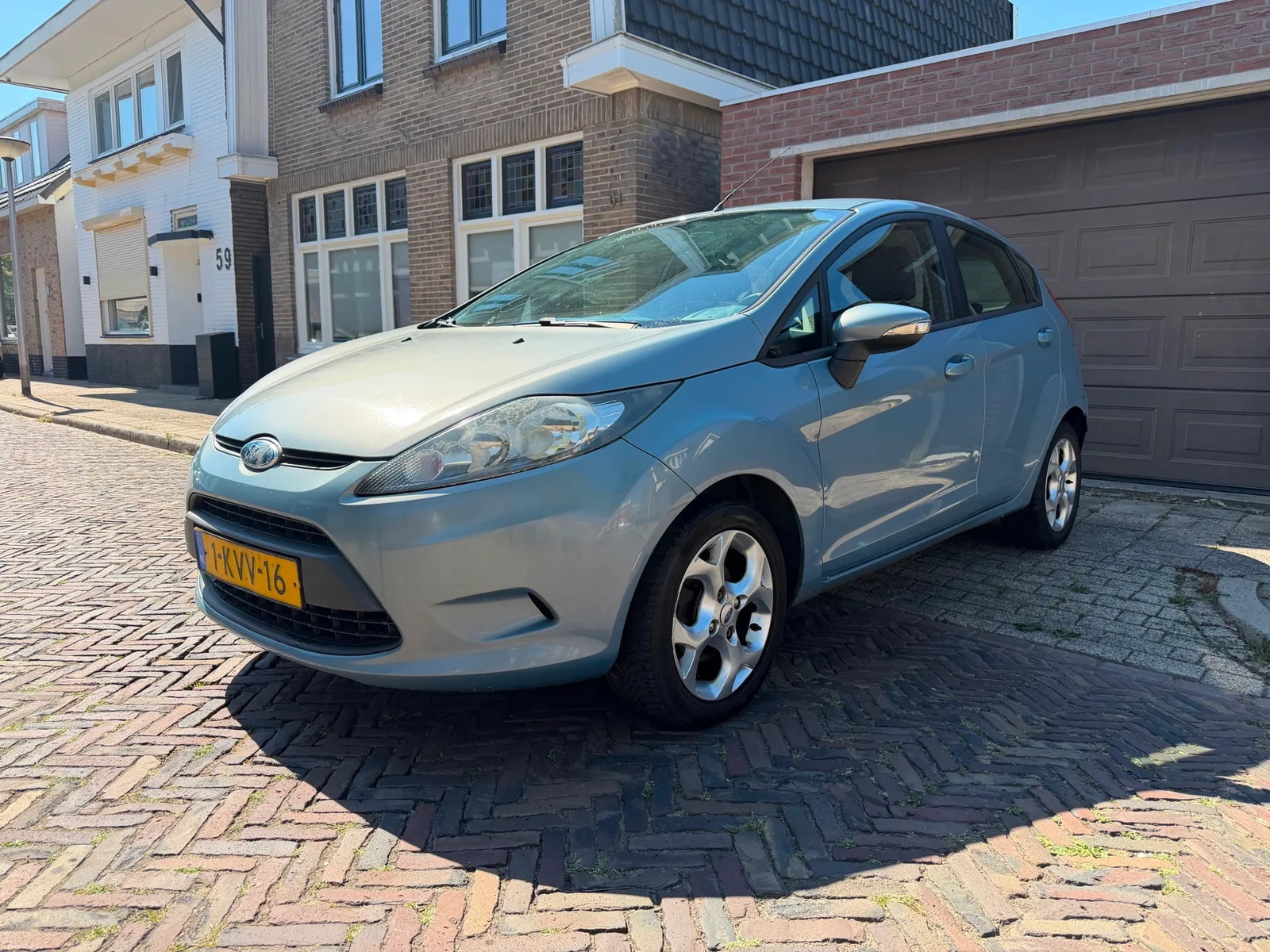 Ford Fiesta (2010) — foto 1
