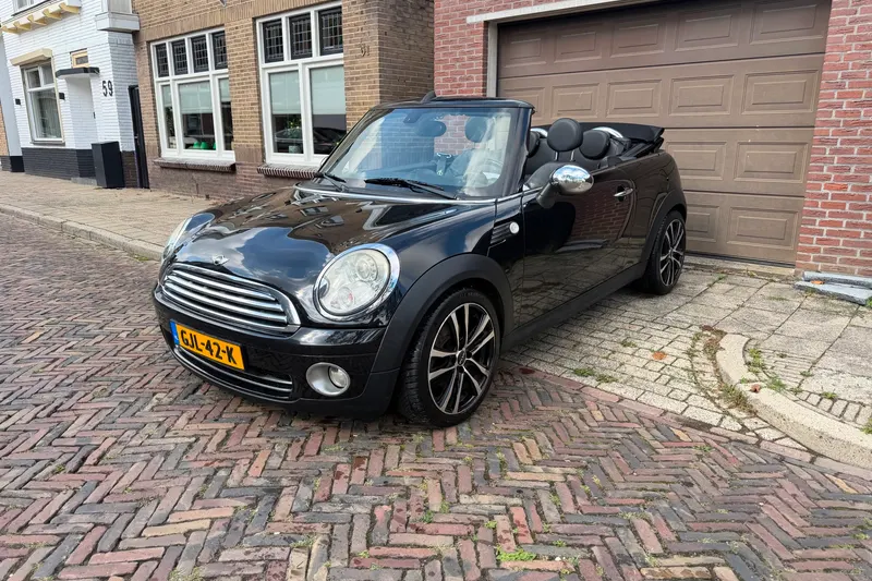 MINI Cabrio (2009)