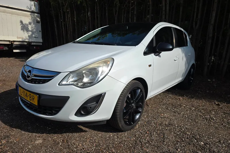Opel Corsa (2012)