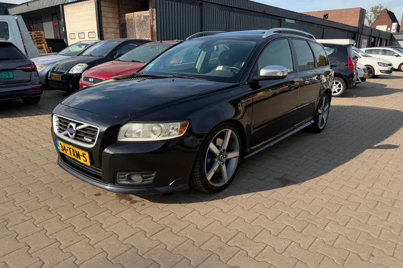 Volvo V50 (2008)