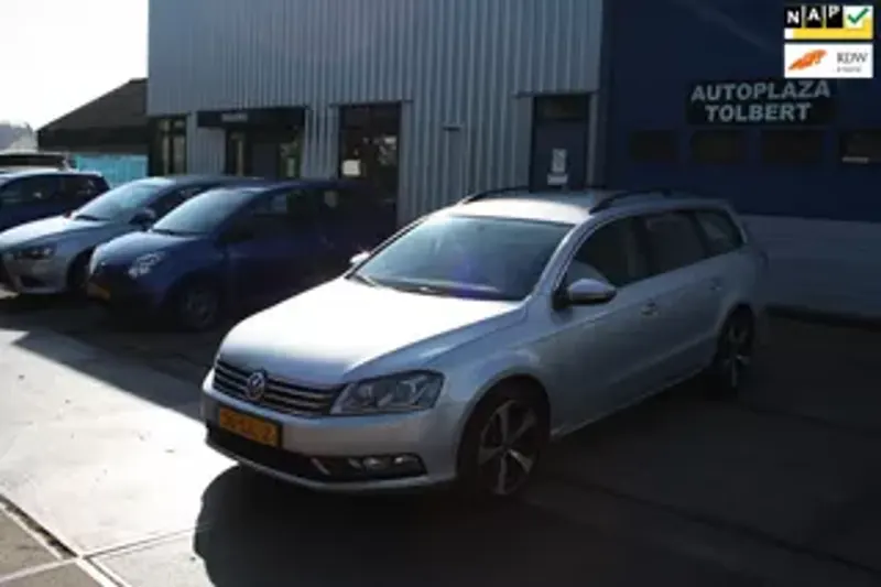Volkswagen Passat (2011)