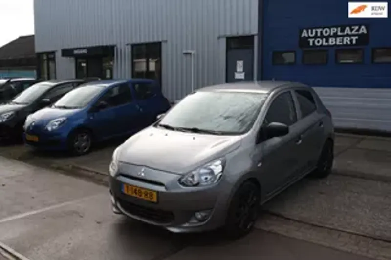 Mitsubishi Space Star (2015)