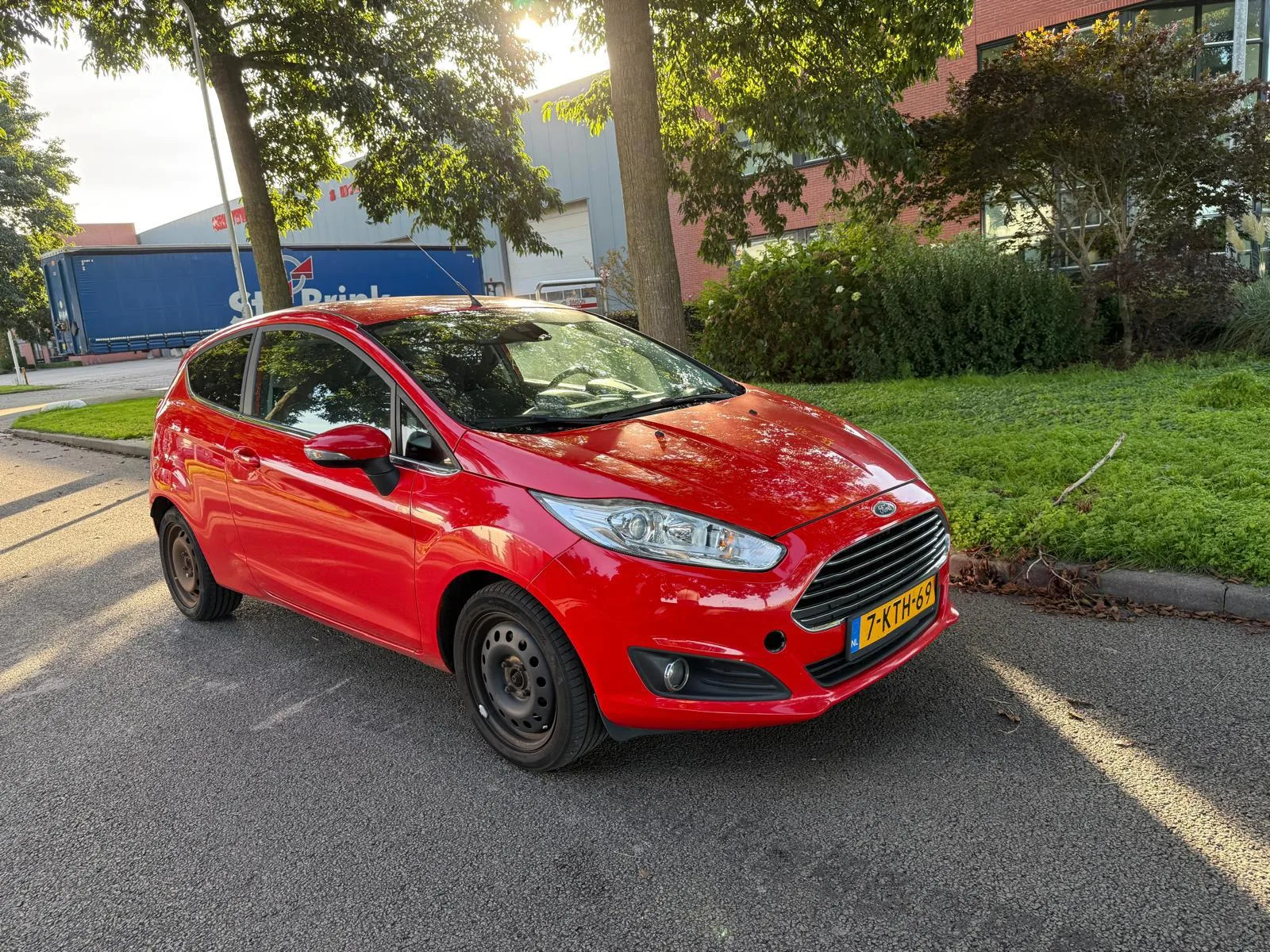 Ford Fiesta (2013) — foto 1