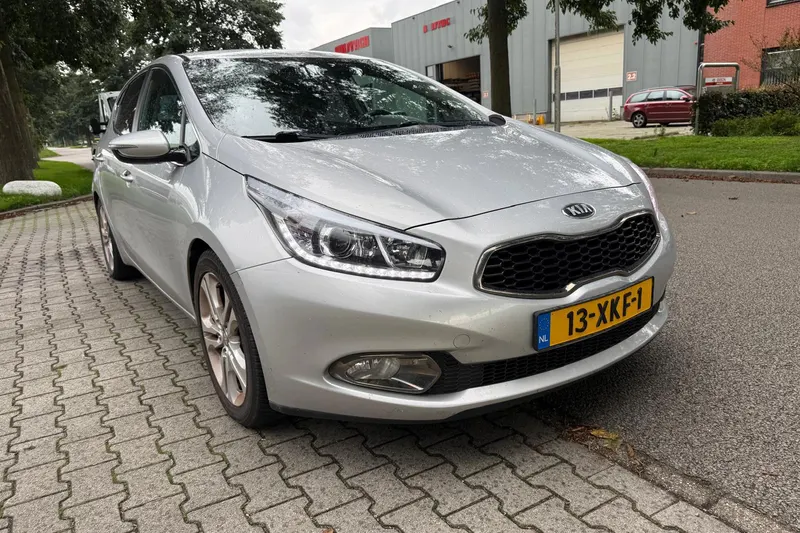 Kia Cee'd (2012)