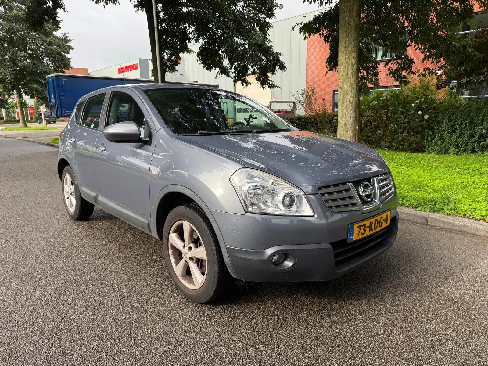 Nissan Qashqai (2009) — foto 1