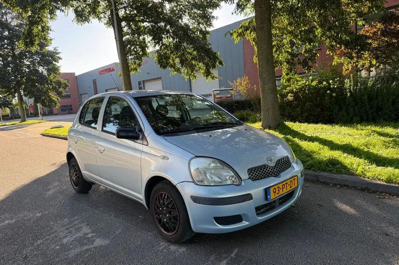 Toyota Yaris (2004)