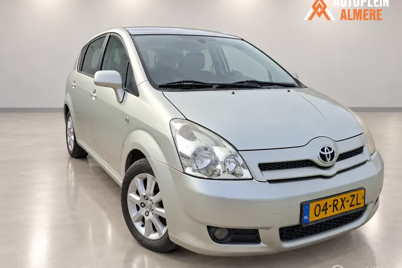 Toyota Corolla Verso (2005)
