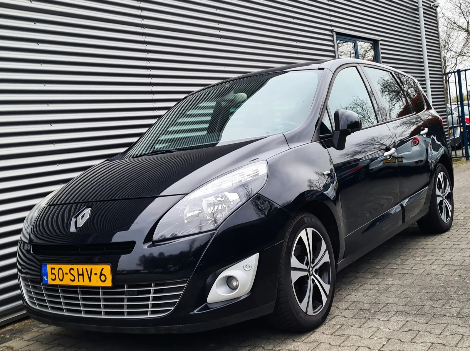 Renault Grand Scénic (2011) — foto 1