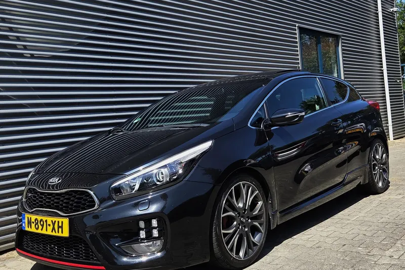 Kia ProCeed (2015)