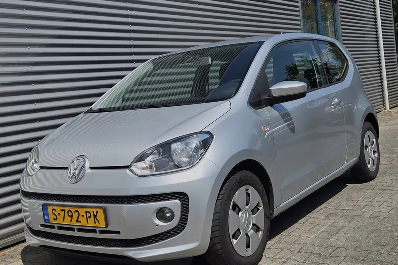 Volkswagen Up! (2013)