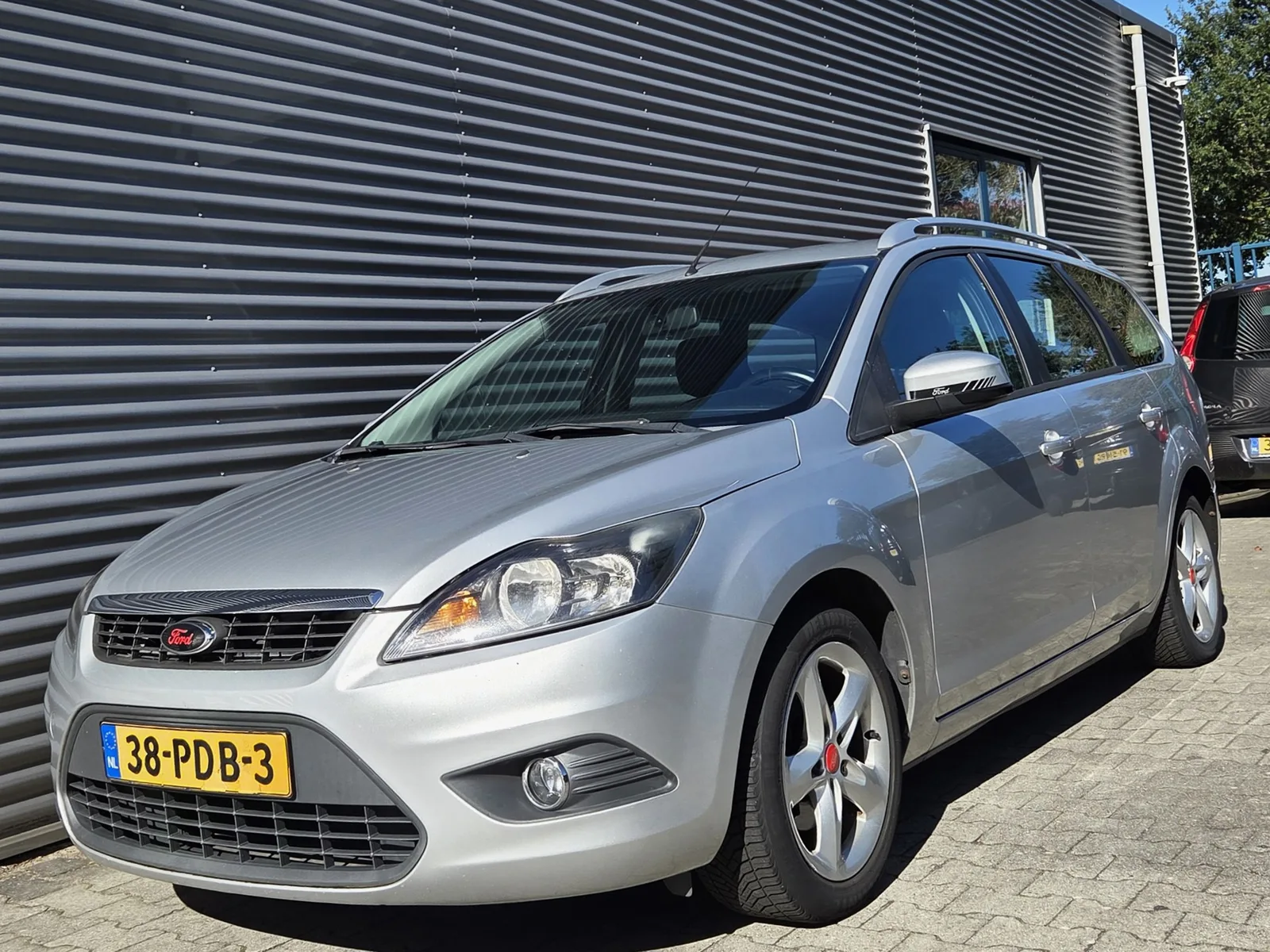 Ford Focus (2011) — foto 1