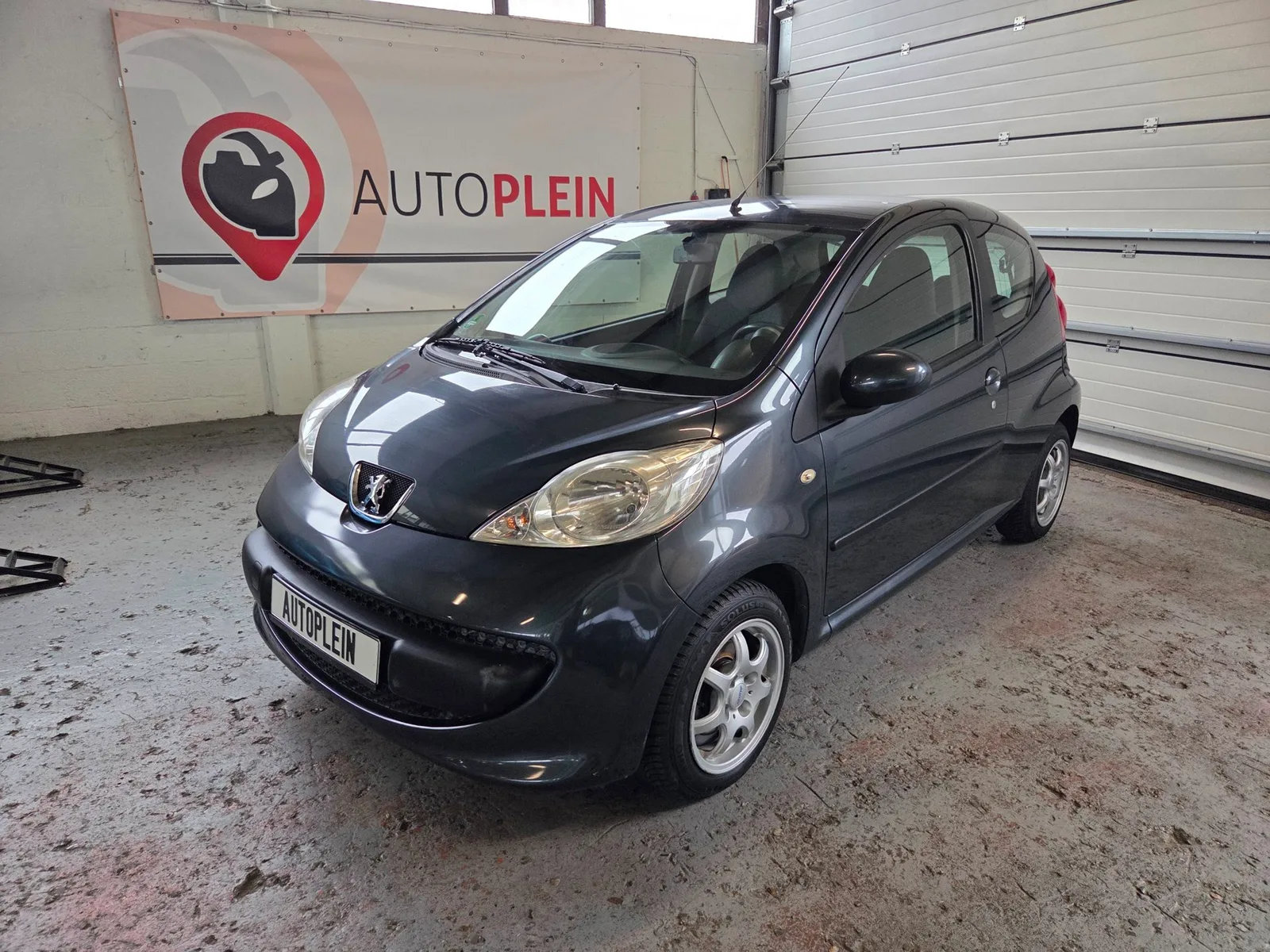 Peugeot 107 (2006) — foto 1