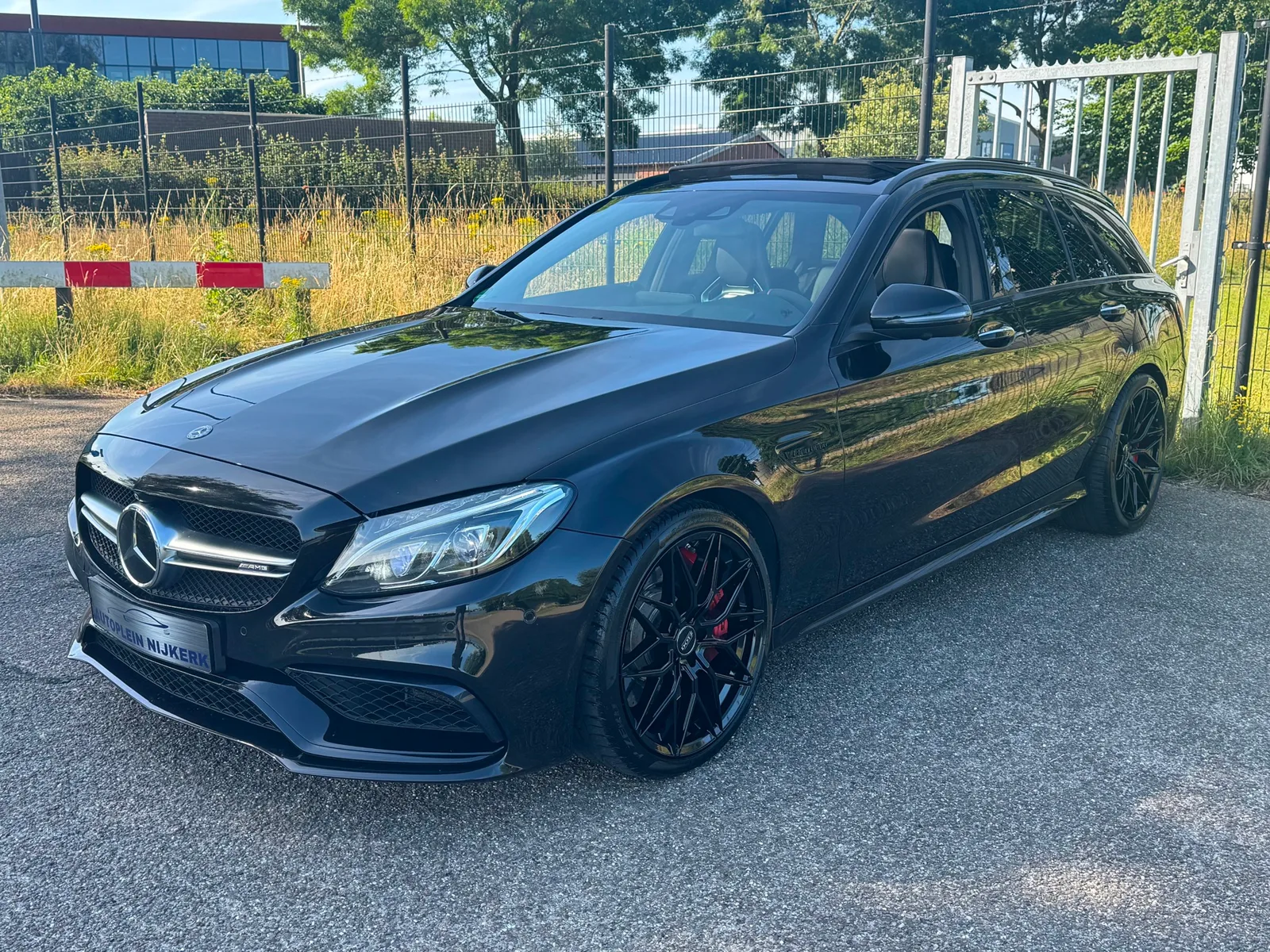 Mercedes-Benz C-Klasse (2016) — foto 1