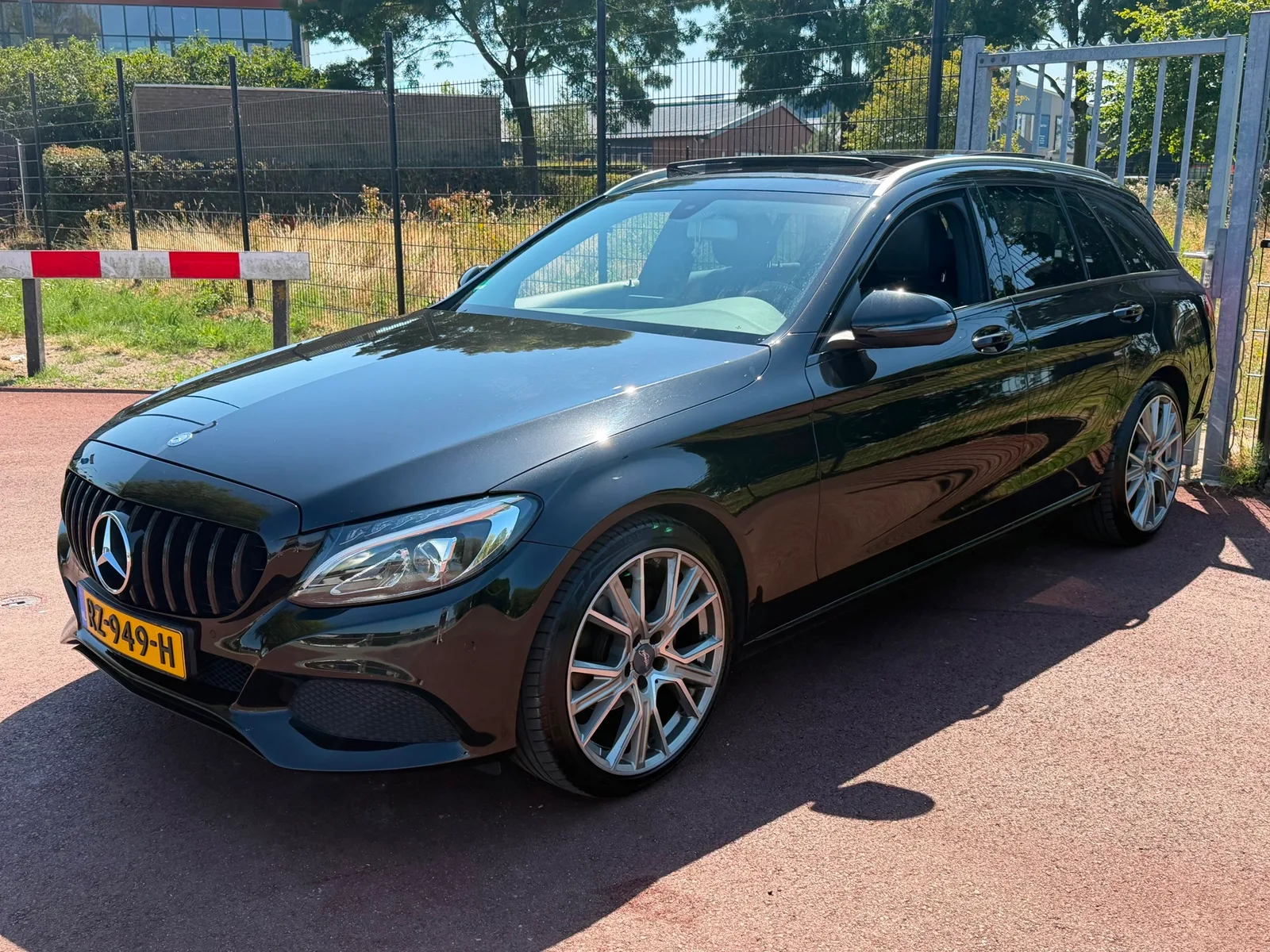 Mercedes-Benz C-Klasse (2018) — foto 1