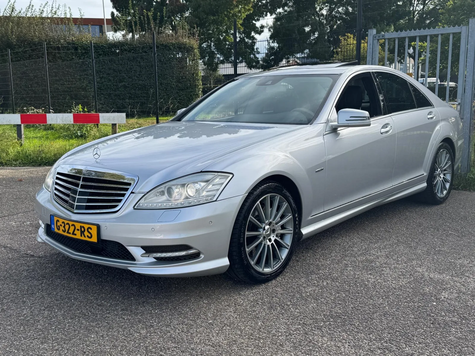 Mercedes-Benz S-Klasse (2010) — foto 1