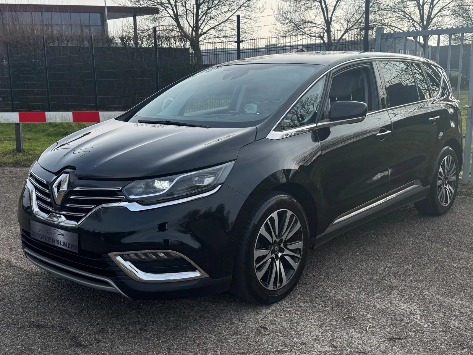 Renault Espace (2016) — foto 1