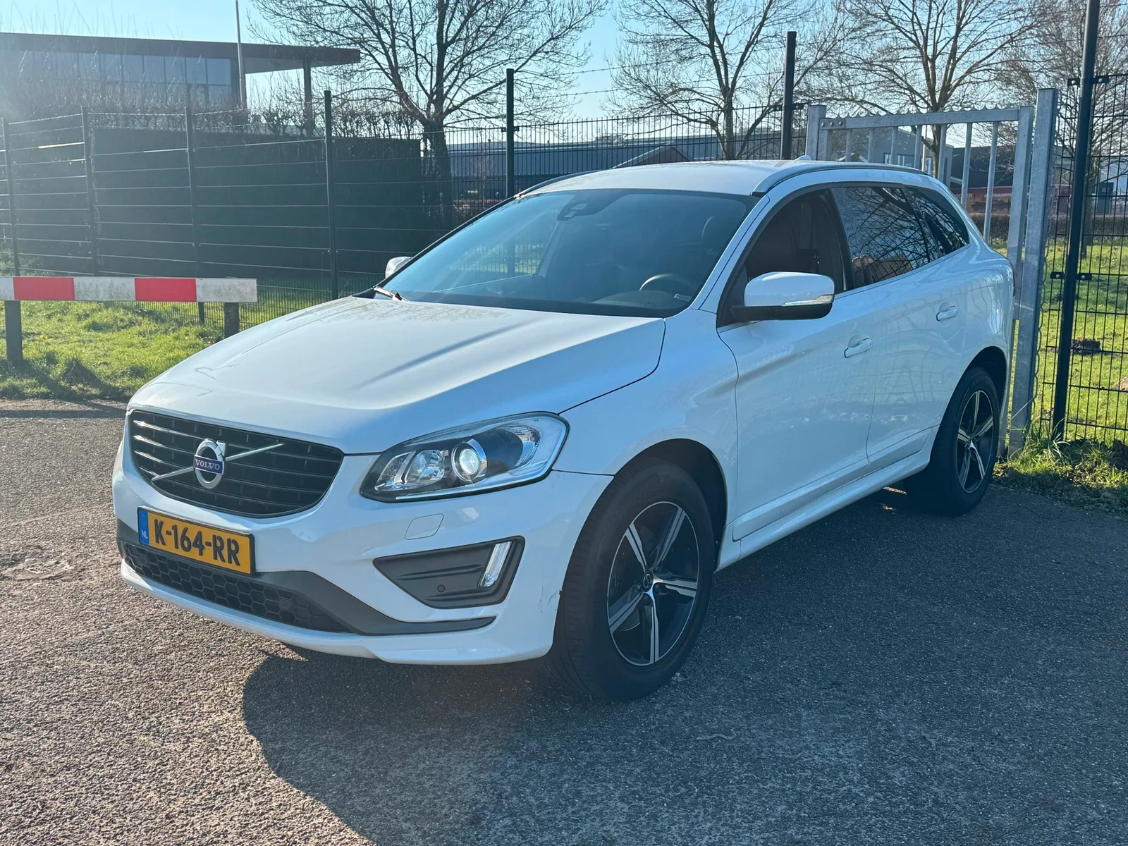 Volvo XC60 (2016) — foto 1