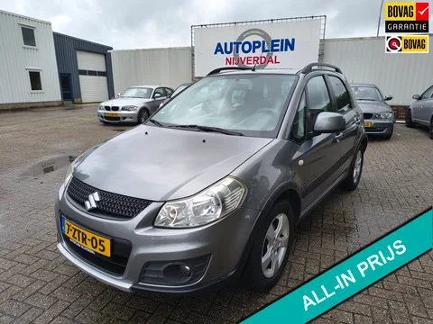 Suzuki SX4 (2011) — foto 1