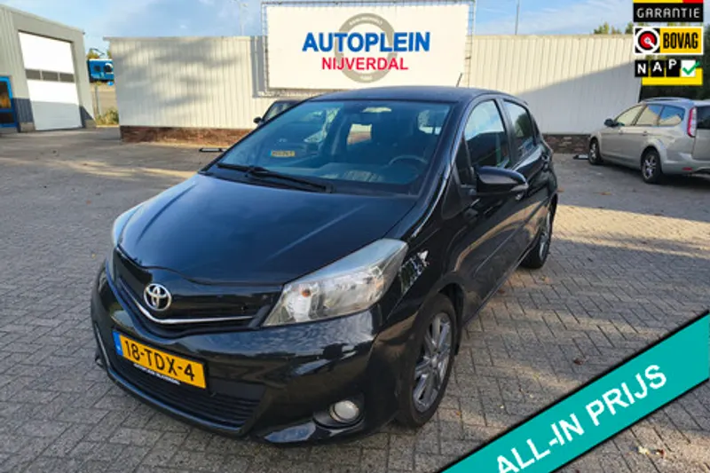 Toyota Yaris (2012)