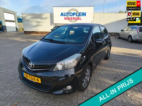 Toyota Yaris (2012) — foto 1