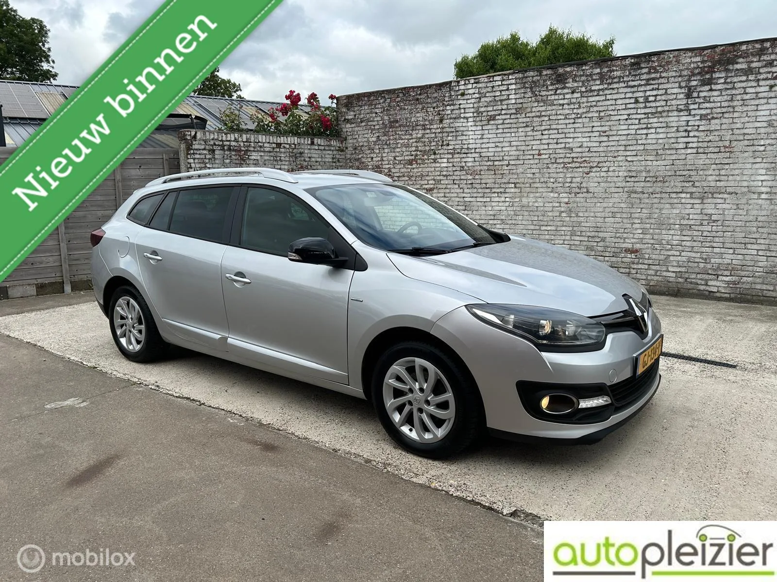 Renault Mégane (2015) — foto 1