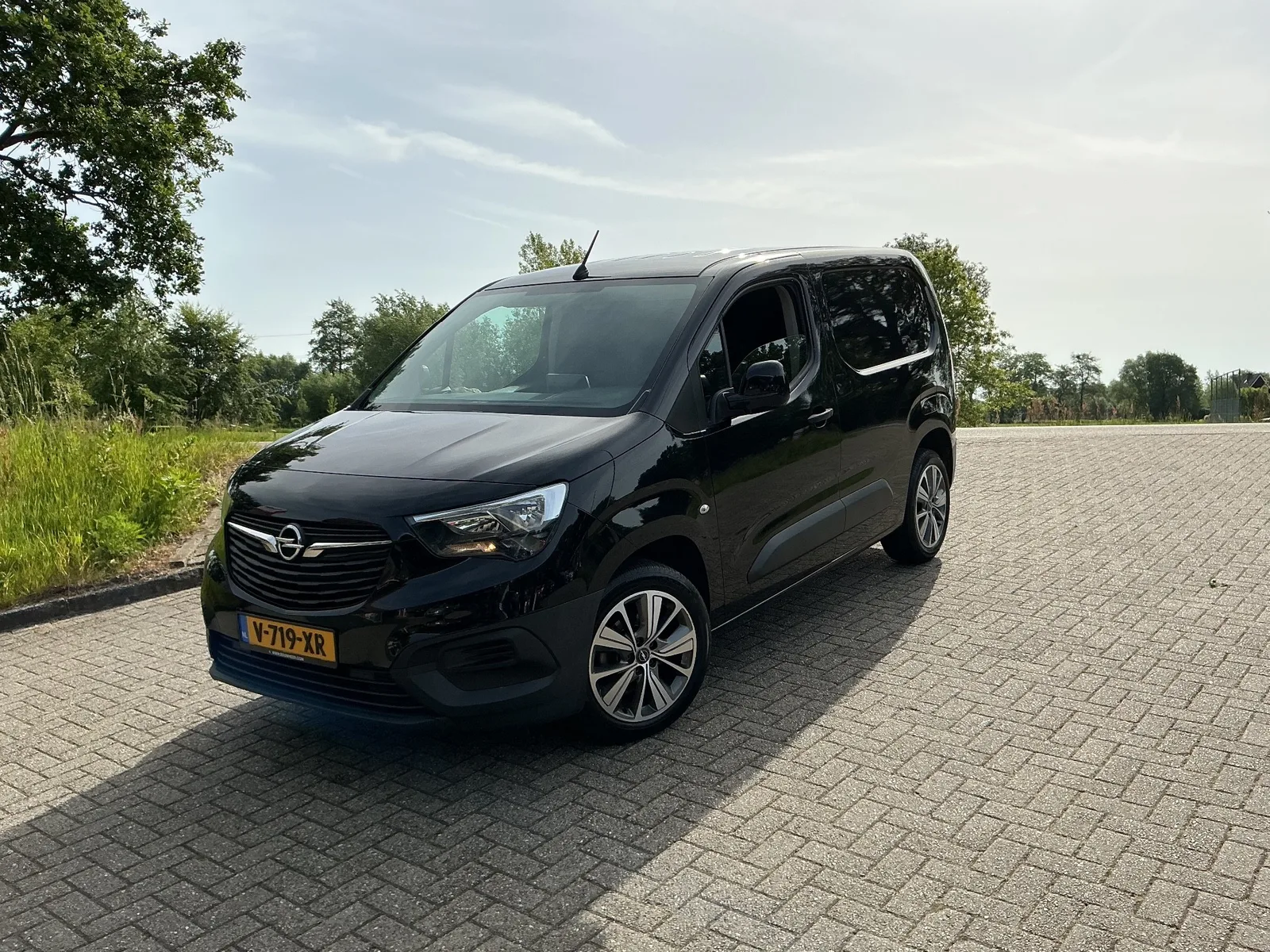 Opel Combo (2019) — foto 1
