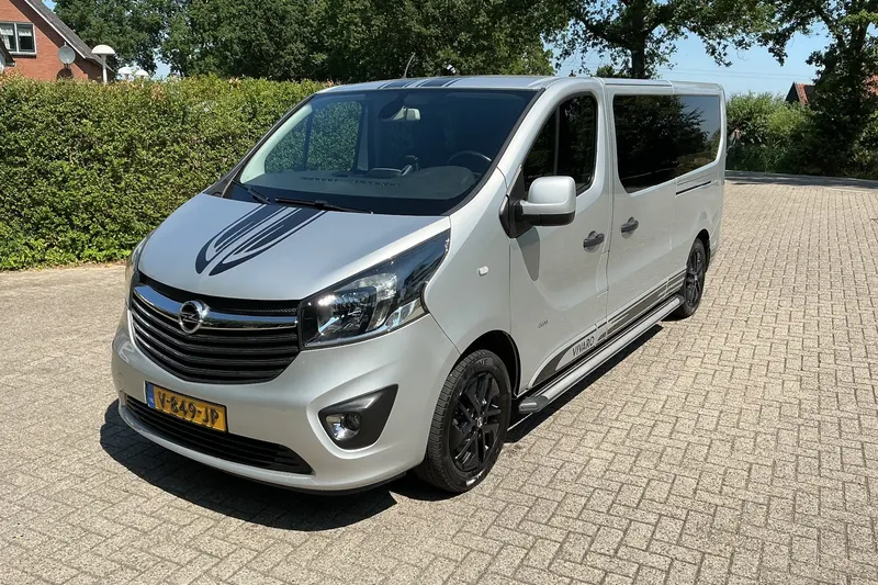 Opel Vivaro (2017)