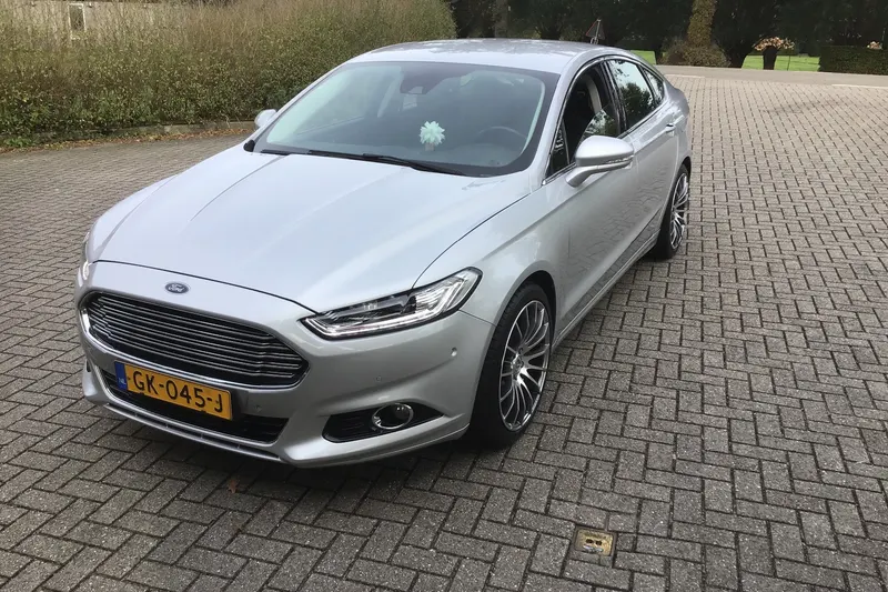 Ford Mondeo (2015)