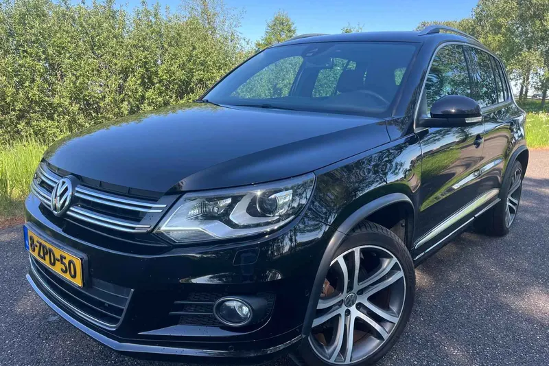Volkswagen Tiguan (2015)