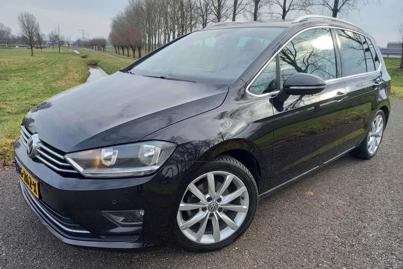 Volkswagen Golf Sportsvan (2015)