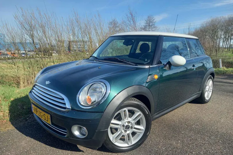 MINI Cooper (2008)