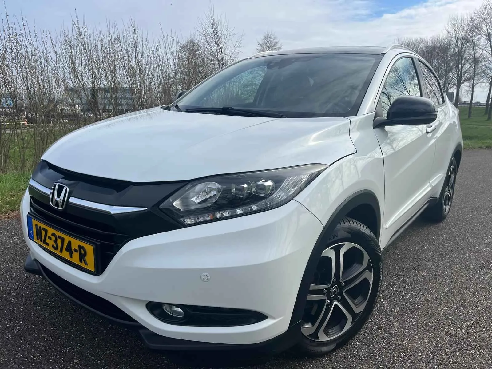 Honda HR-V (2017) — foto 1