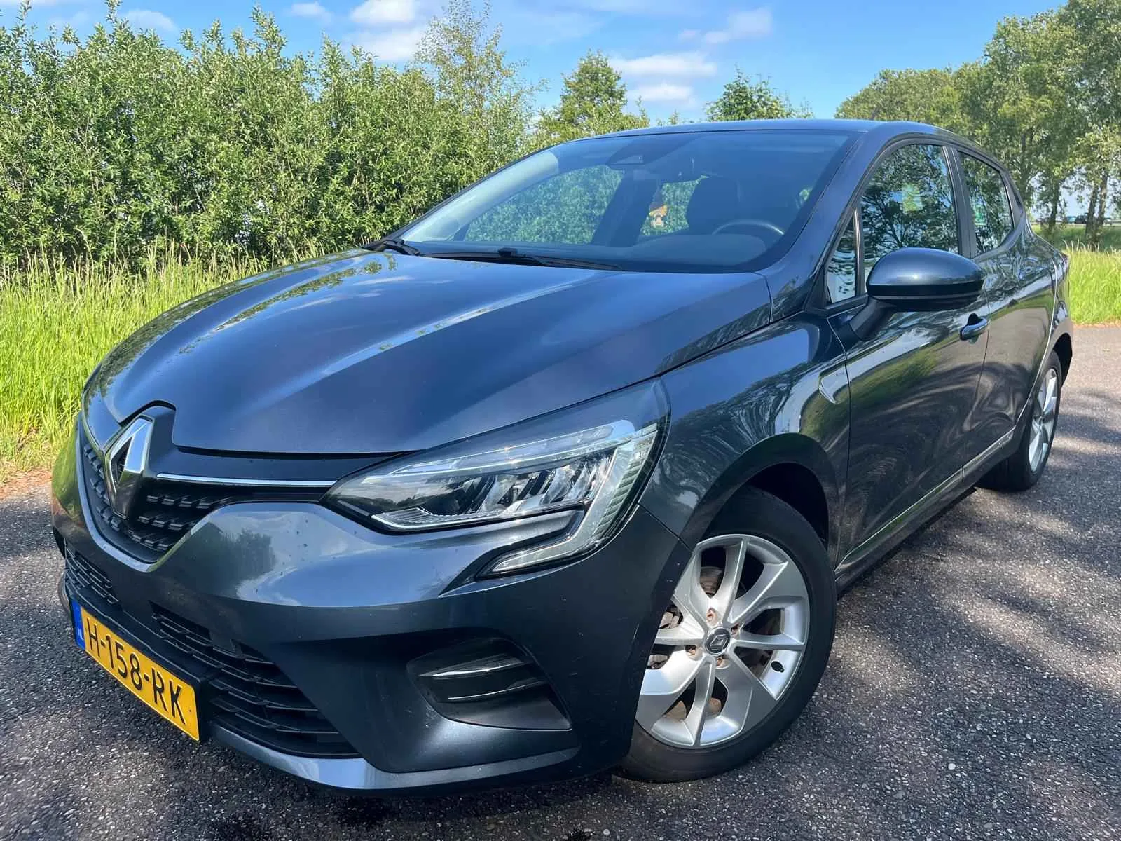 Renault Clio (2020) — foto 1