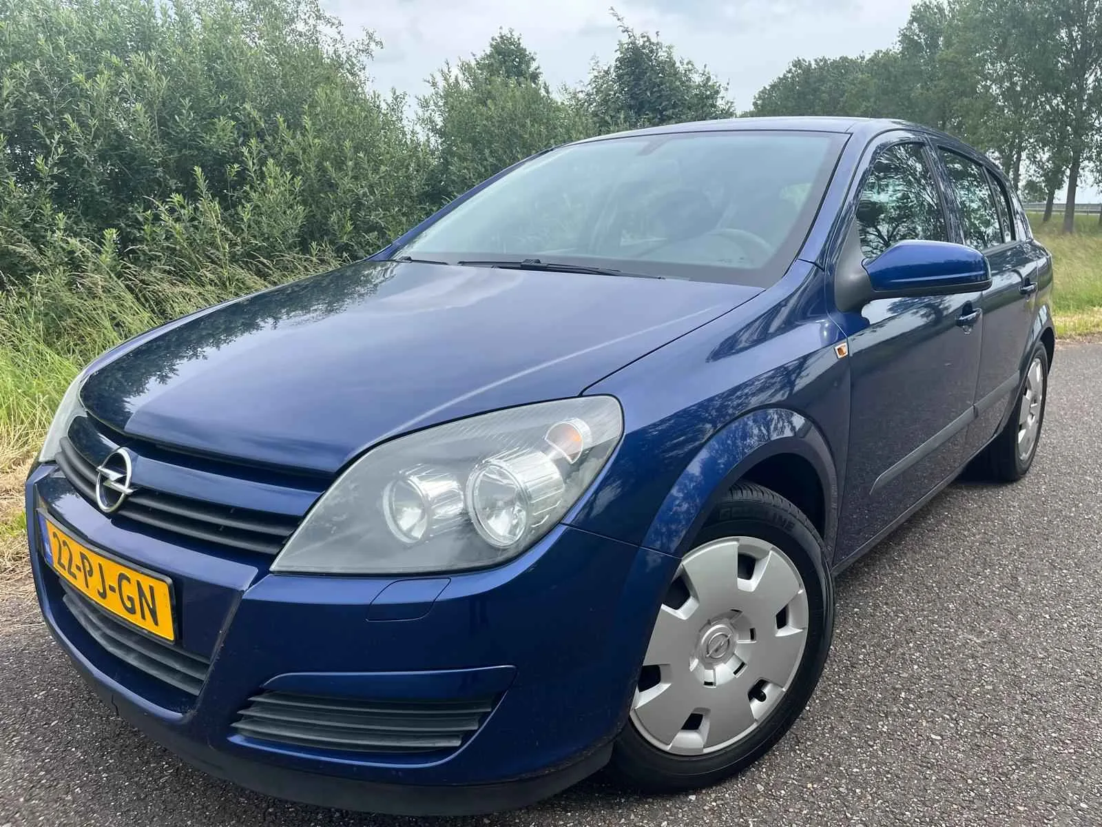 Opel Astra (2004) — foto 1