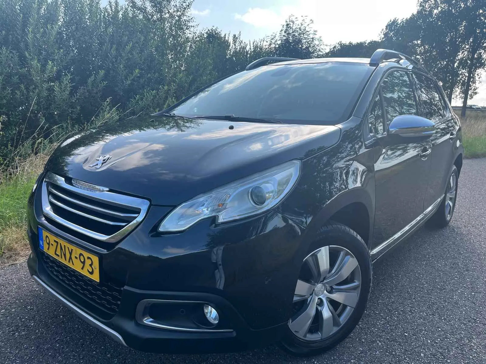 Peugeot 2008 (2015) — foto 1