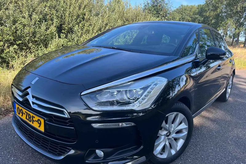 Citroën DS5 (2012)