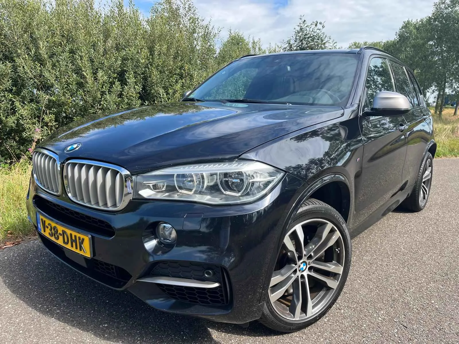 BMW X5 (2016) — foto 1